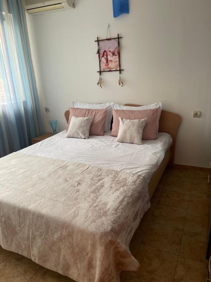 Le Premiere Randevu Apartamento Sveti Vlas Exterior foto