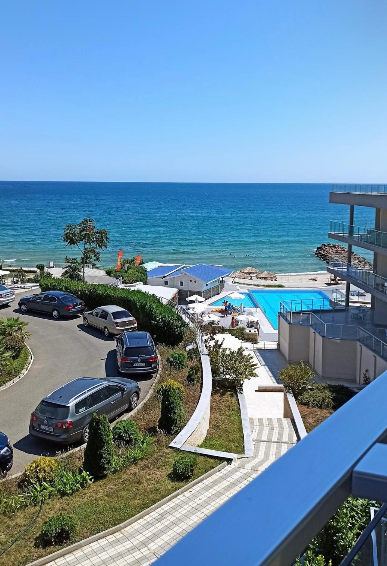 Le Premiere Randevu Apartamento Sveti Vlas Exterior foto